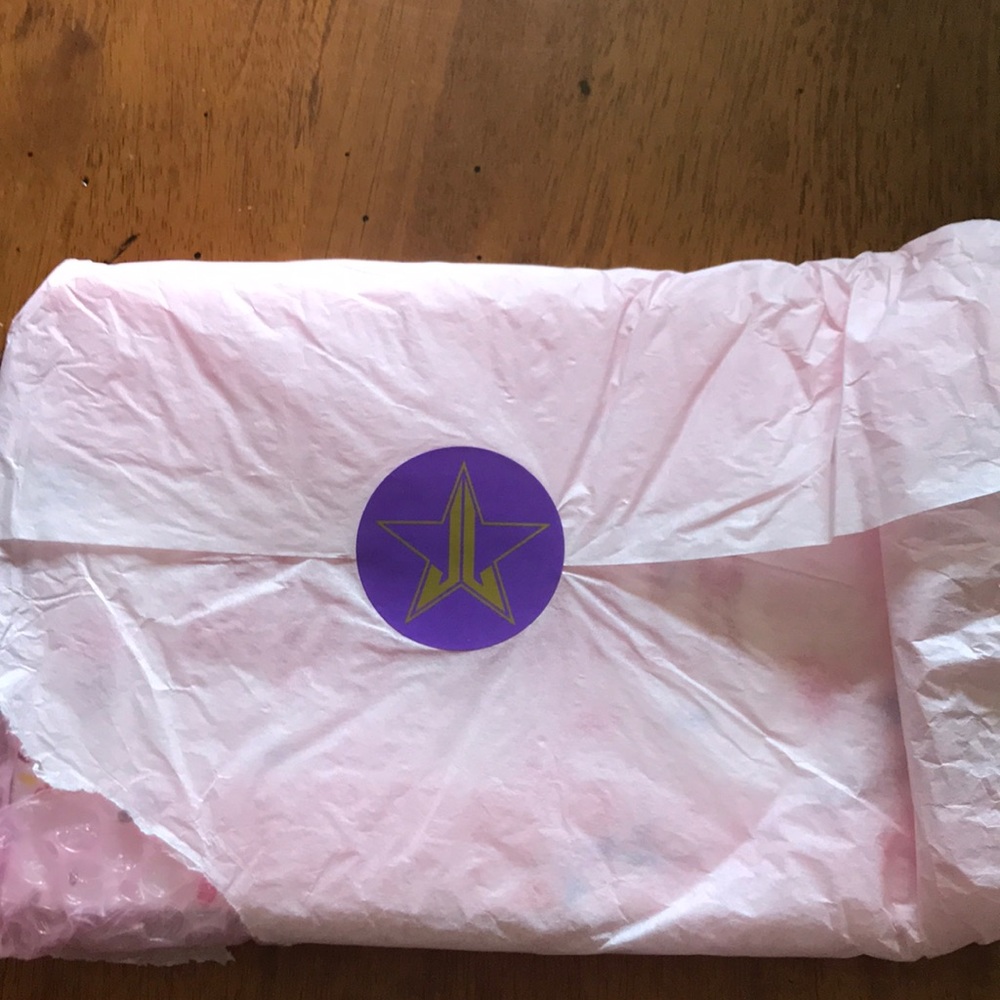 Jeffree Star Jawbreaker palette